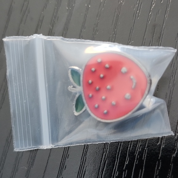 Strawberry Enamel Pin - Picture 4 of 4